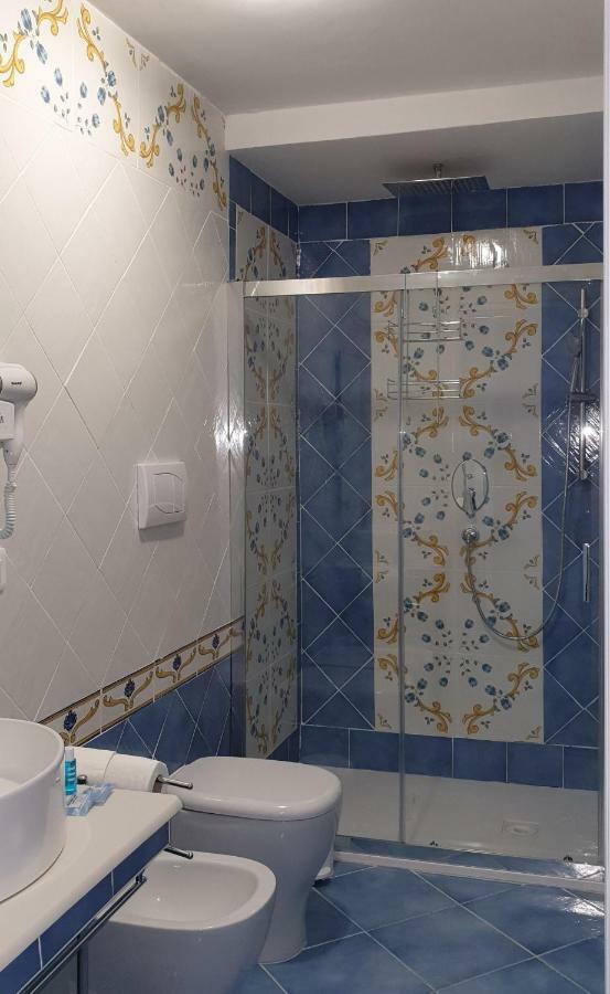 Bed and Breakfast A Un Passo Dal Mare Agropoli Exterior foto