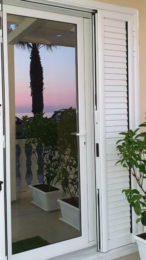 Bed and Breakfast A Un Passo Dal Mare Agropoli Exterior foto